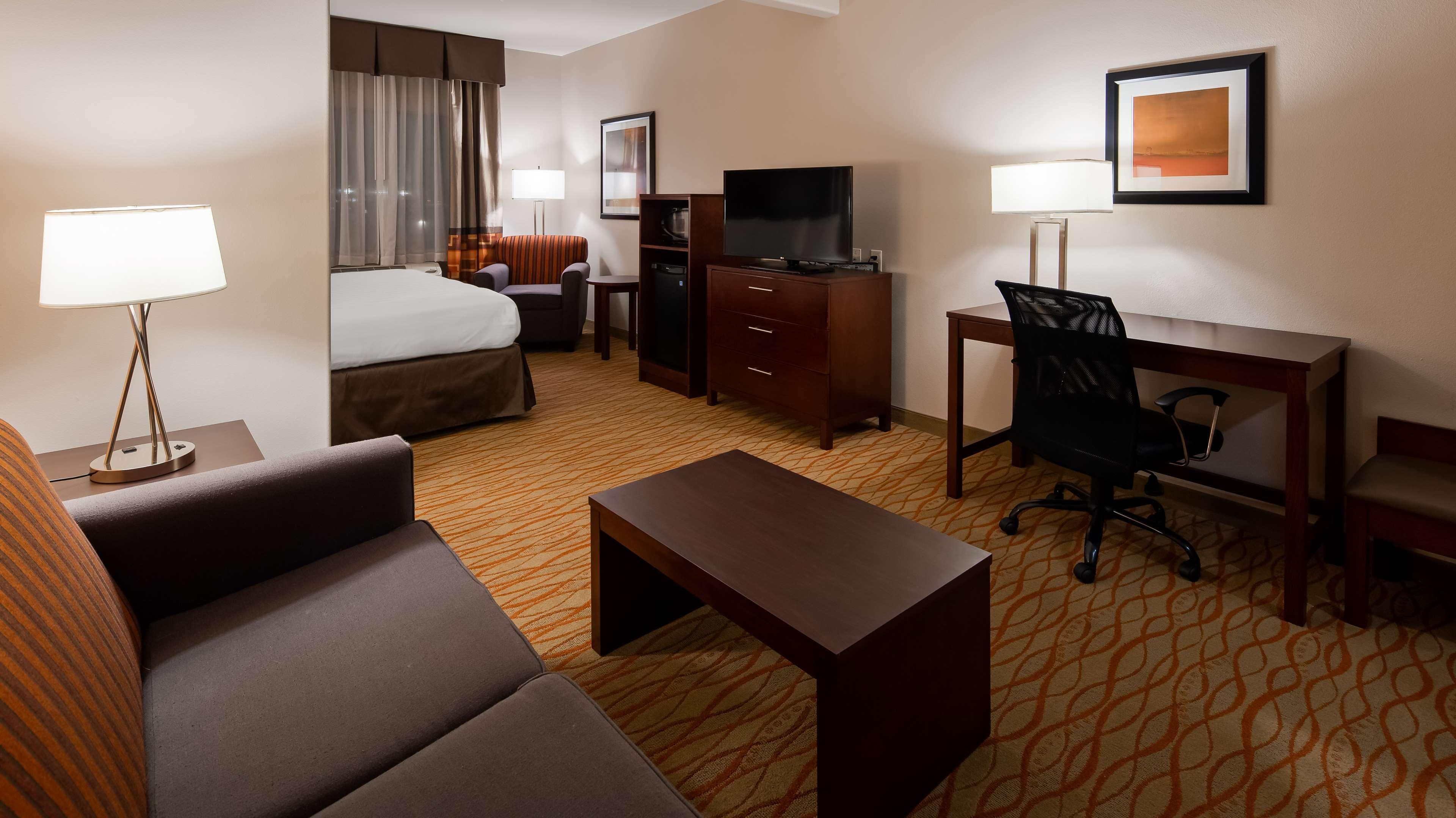 Best Western Plus Spring Inn & Suites Eksteriør bilde
