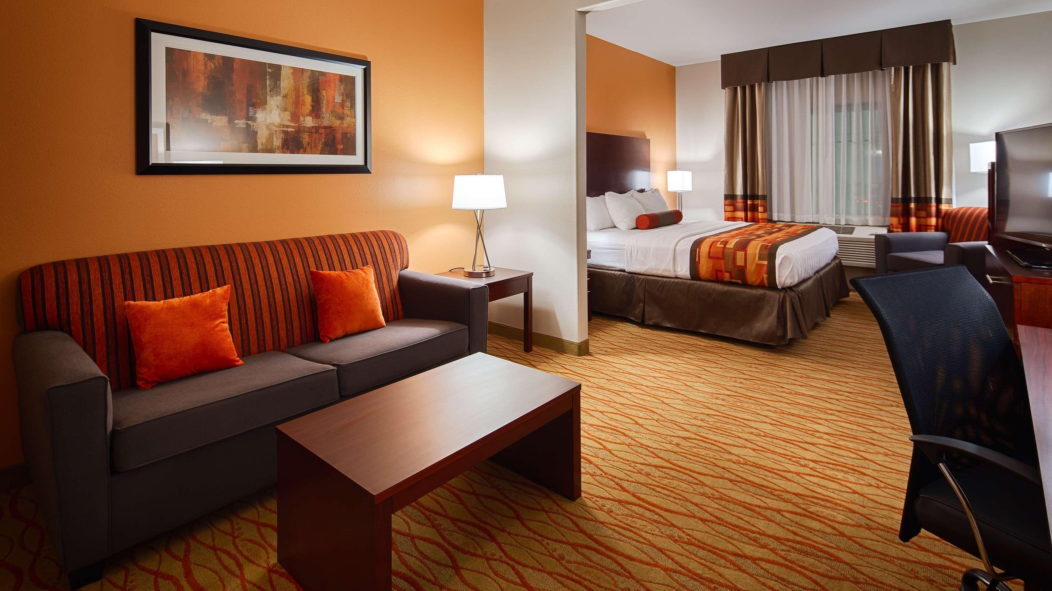 Best Western Plus Spring Inn & Suites Eksteriør bilde