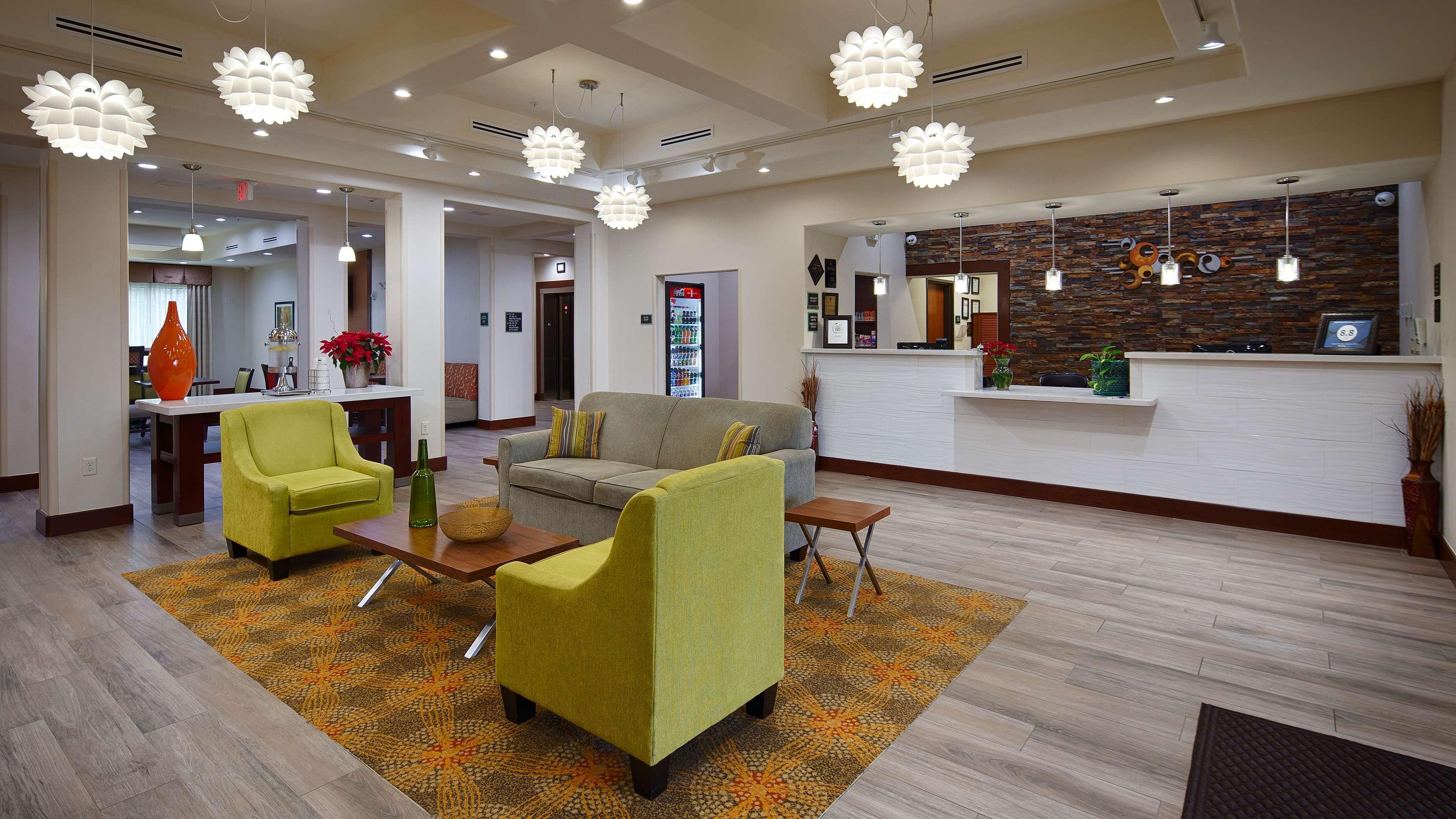 Best Western Plus Spring Inn & Suites Eksteriør bilde
