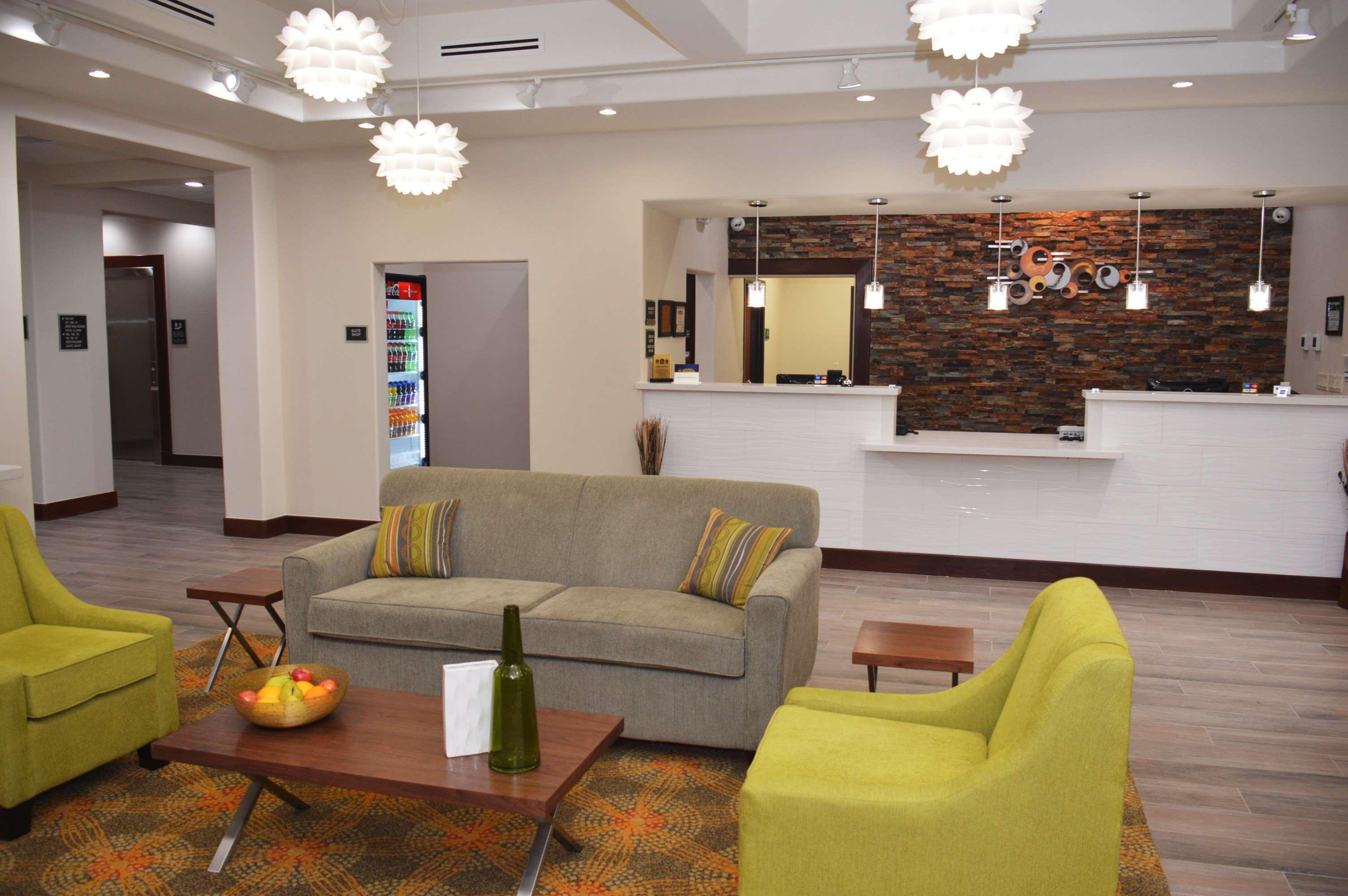 Best Western Plus Spring Inn & Suites Eksteriør bilde