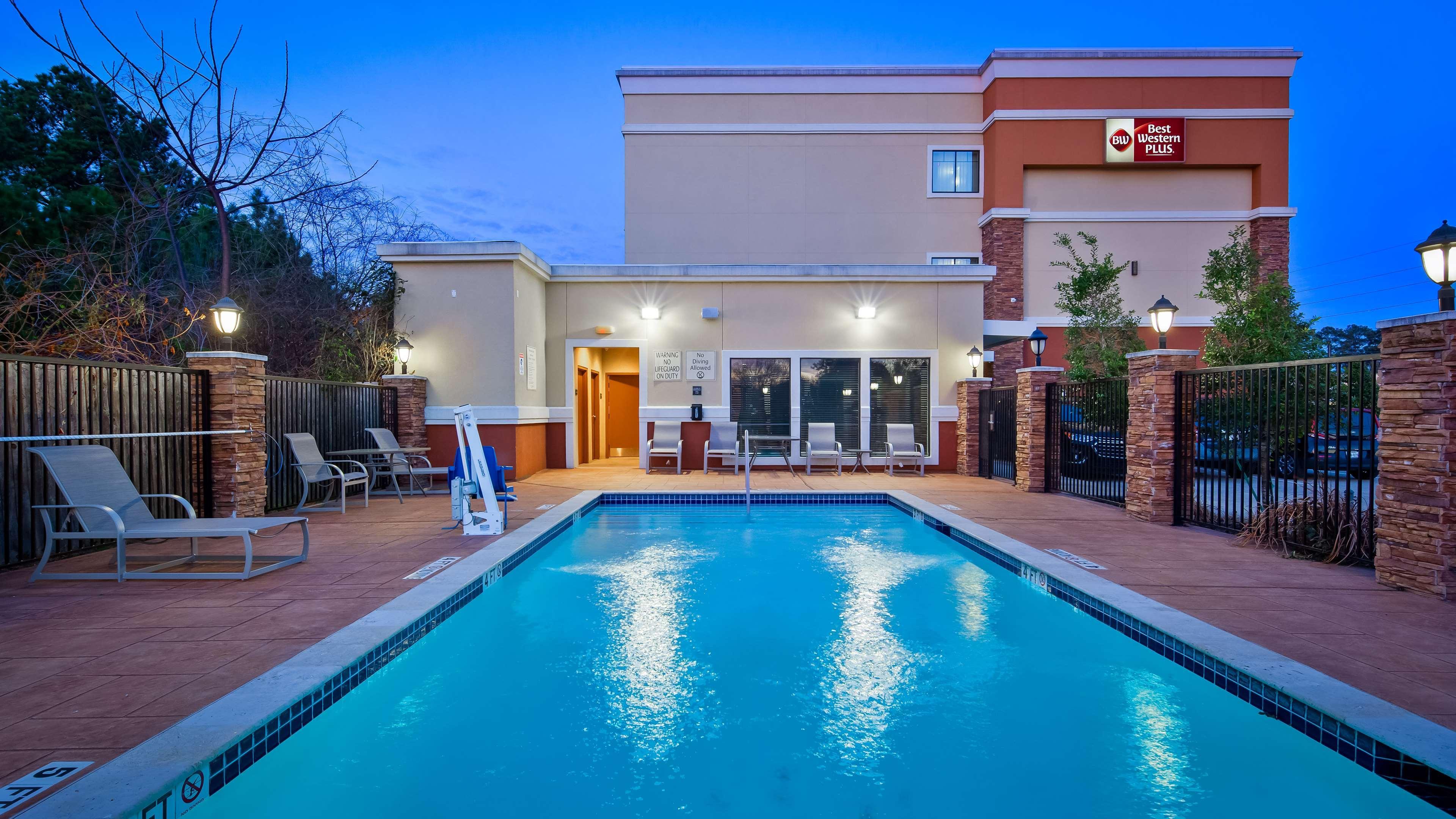 Best Western Plus Spring Inn & Suites Eksteriør bilde