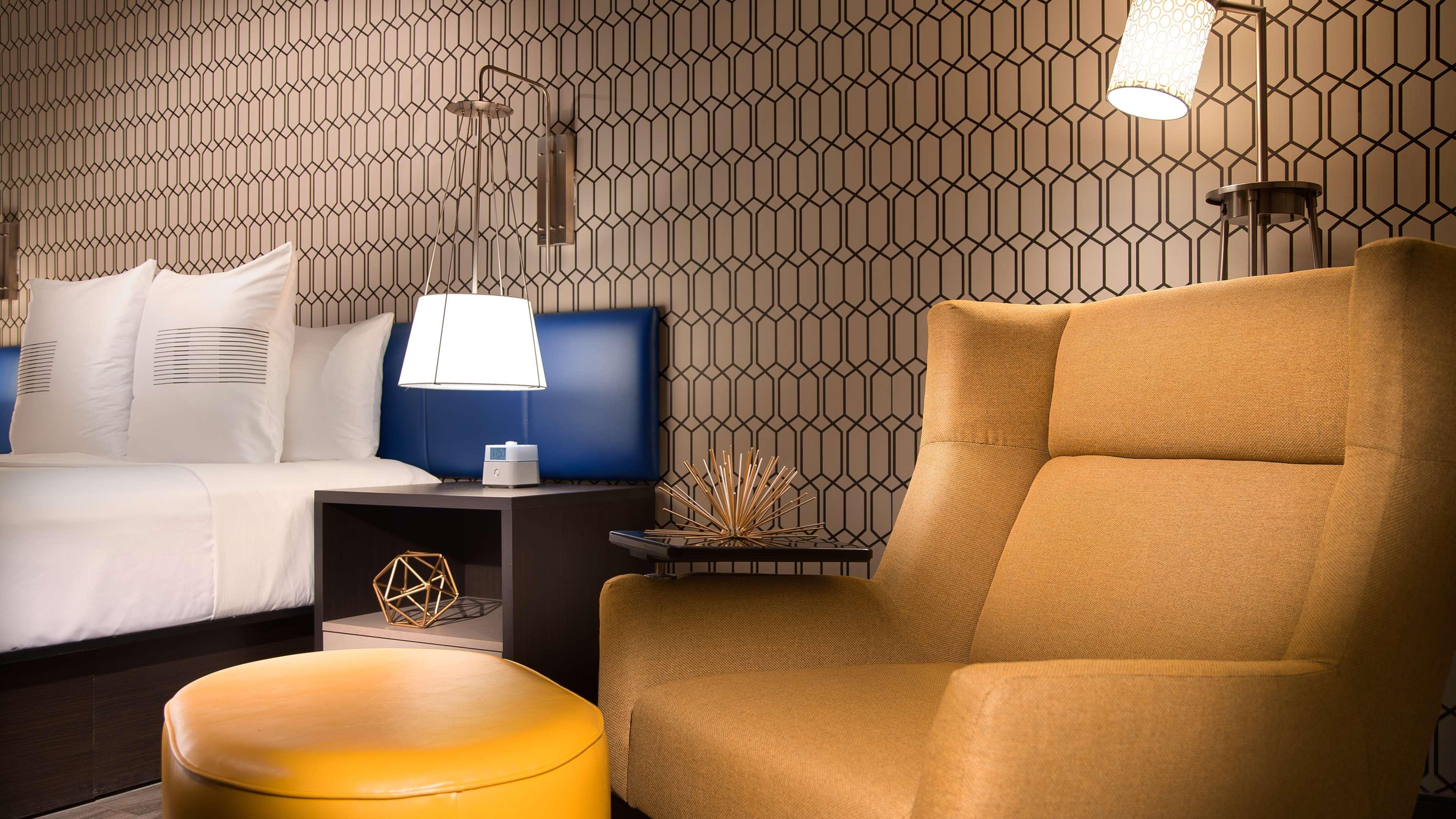 Best Western Plus Spring Inn & Suites Eksteriør bilde