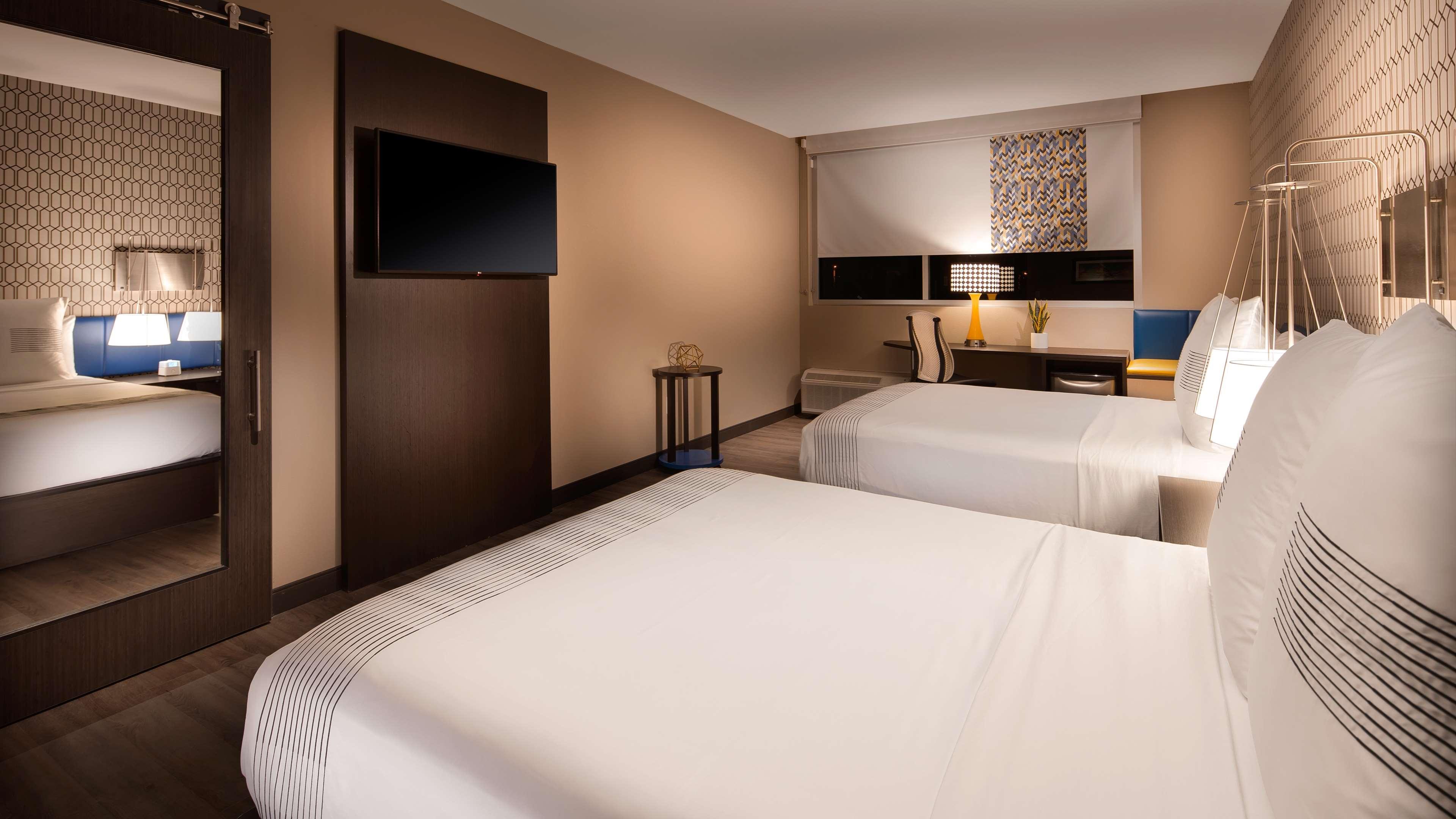 Best Western Plus Spring Inn & Suites Eksteriør bilde