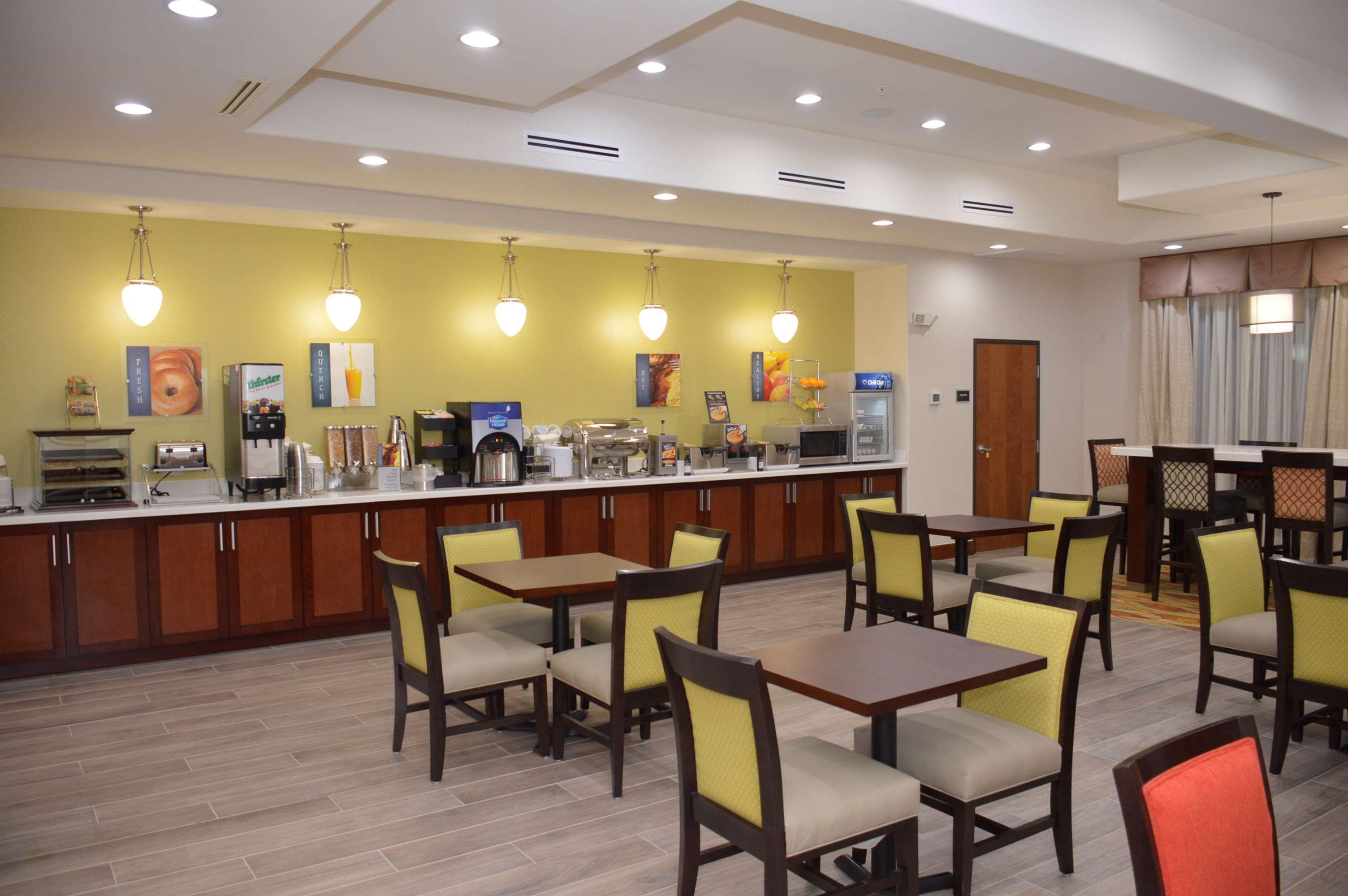 Best Western Plus Spring Inn & Suites Eksteriør bilde