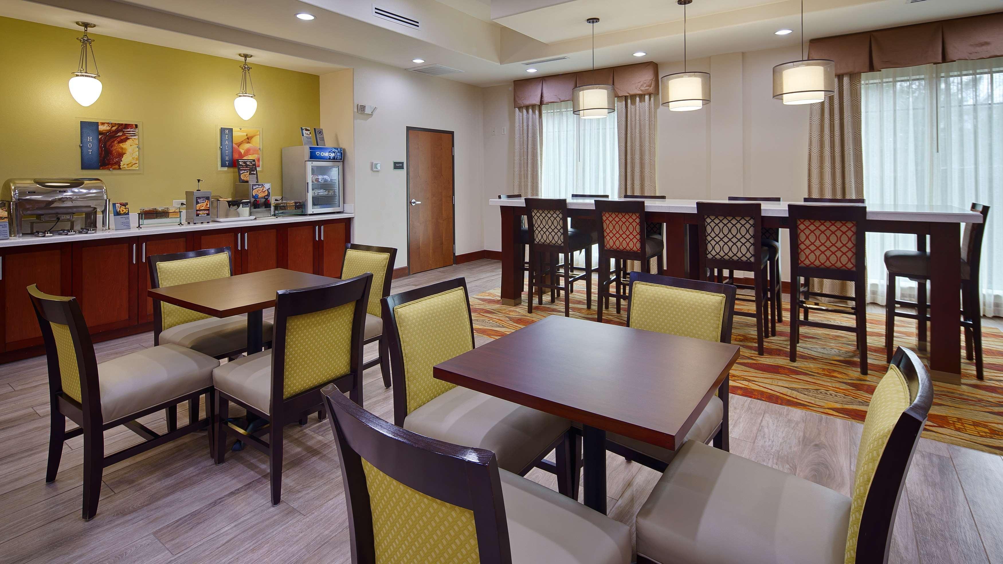 Best Western Plus Spring Inn & Suites Eksteriør bilde