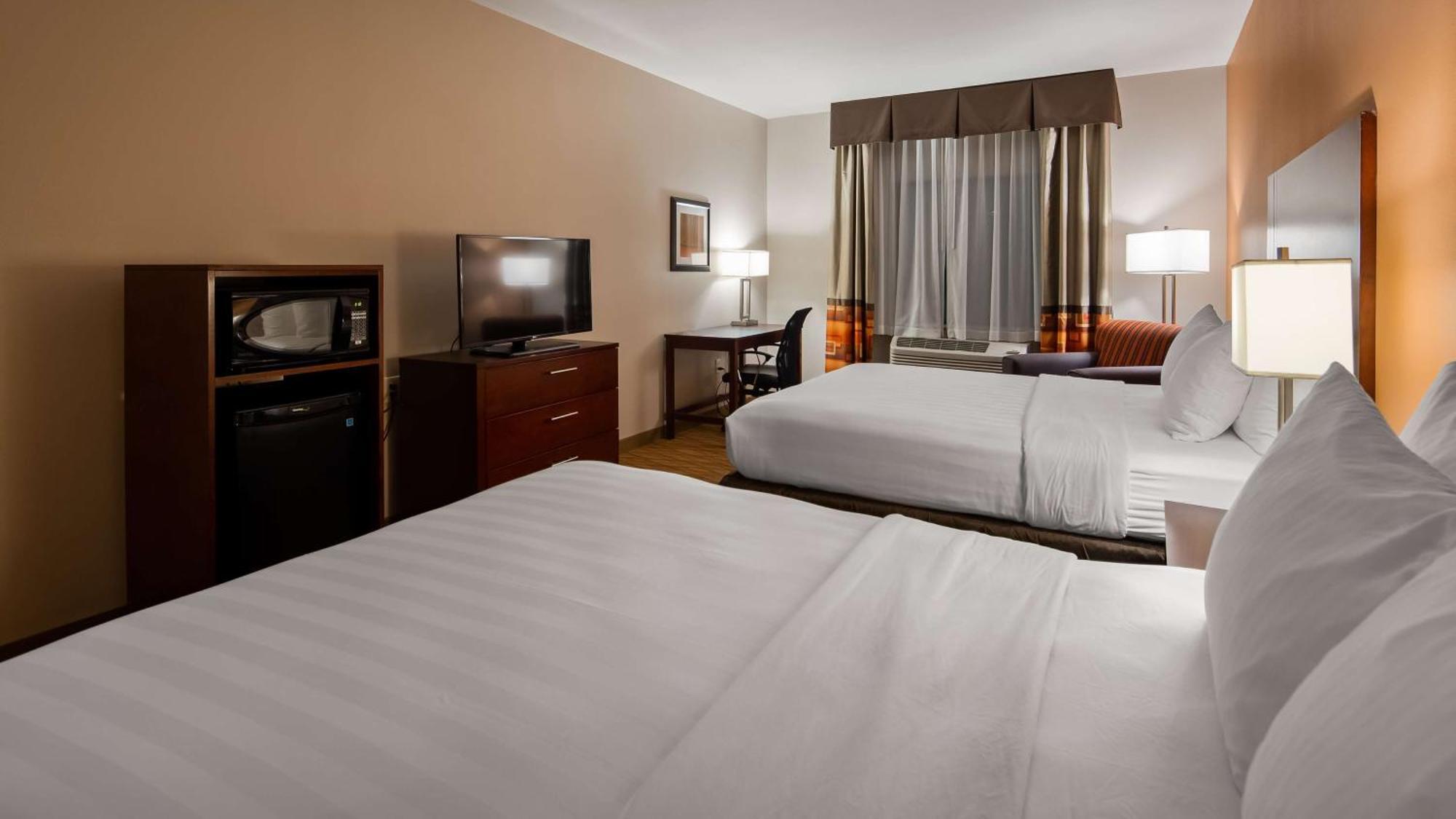 Best Western Plus Spring Inn & Suites Eksteriør bilde